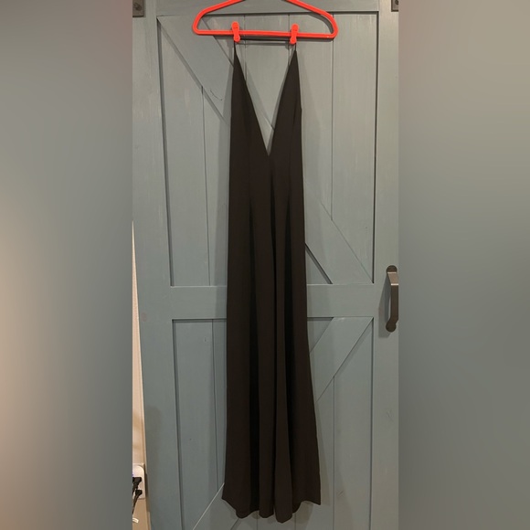 Solace London Rossi Halter Plunge V-Neck Wide Leg Jumpsuit Black Size 2-4? - Picture 4 of 15